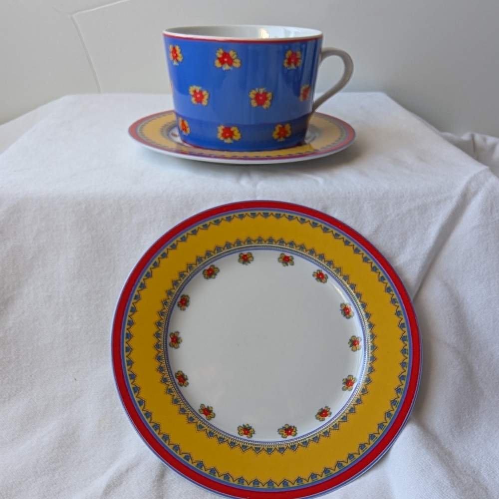 Spal SolaFrance Arles Flat Cup & 2 Saucers Discontinued
